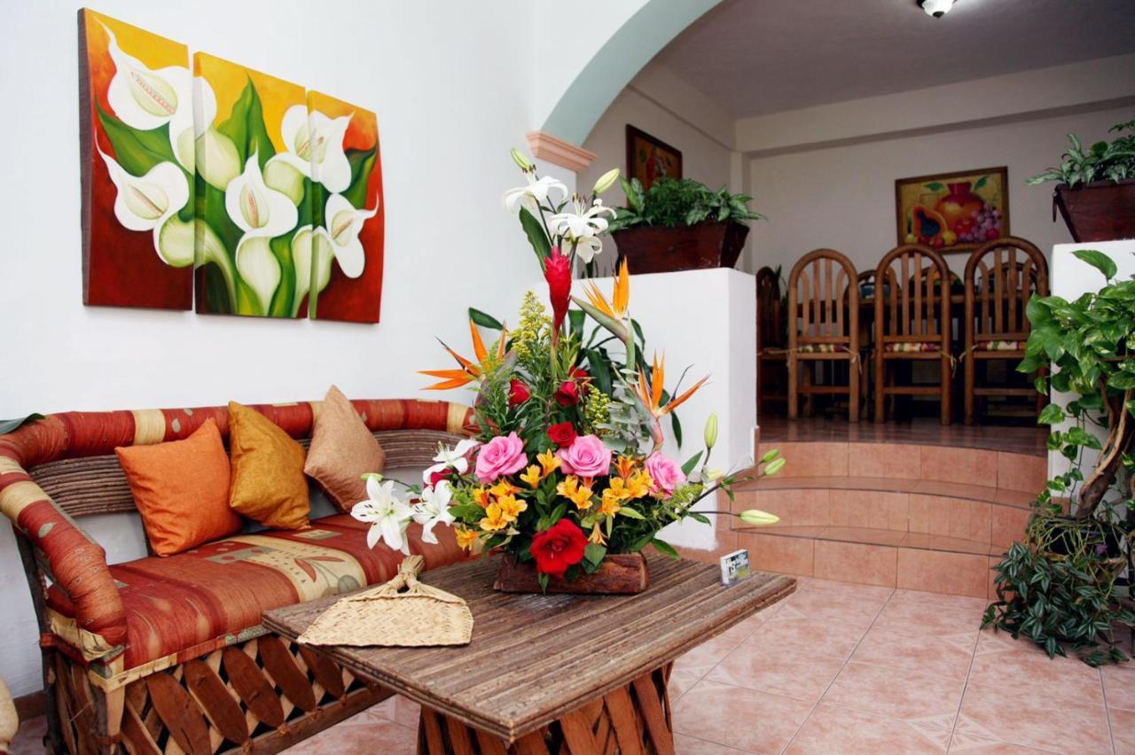 Hostal Casa Blanca Comala Екстериор снимка
